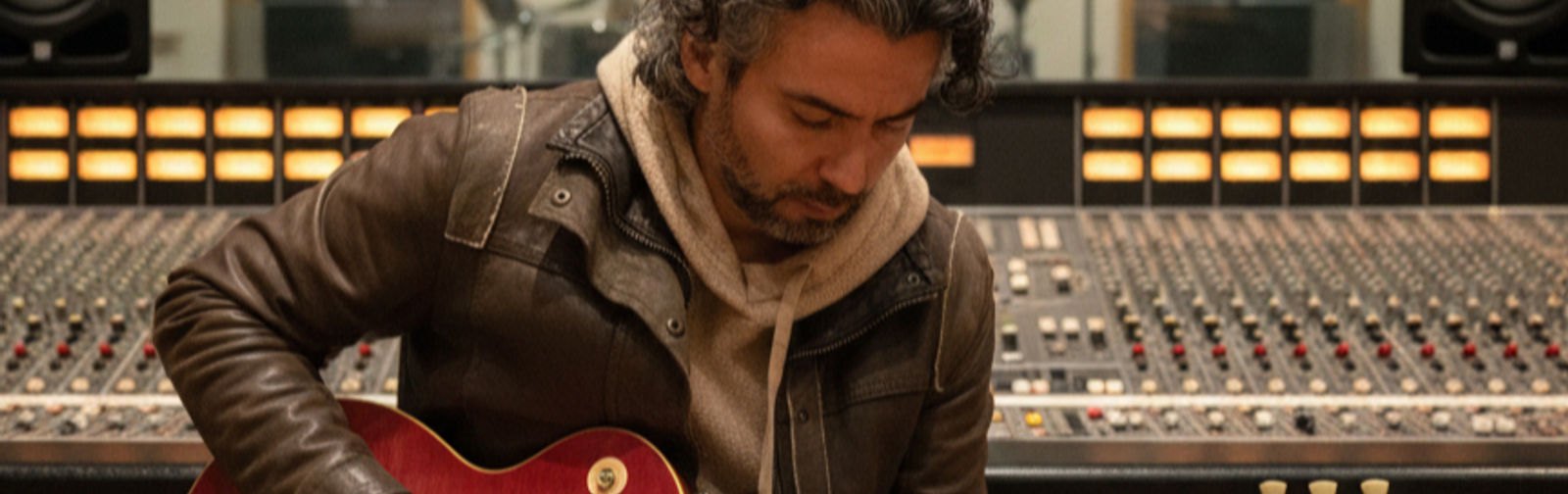 Francisco «Paco» Castro en el estudio